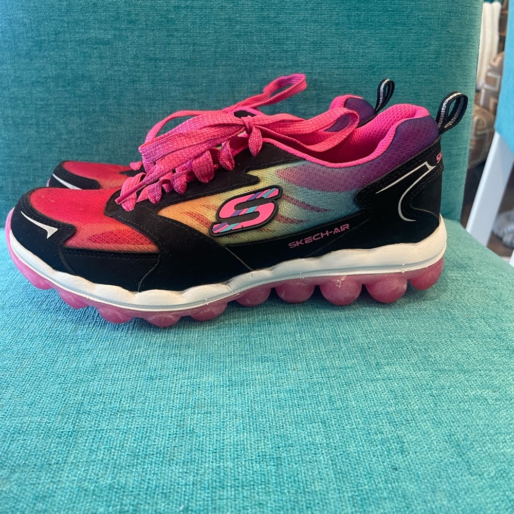 Skechers memory foam gel infused size 3.5